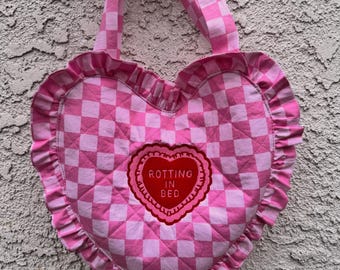 Bolsa de mano grande con forma de corazón podrido