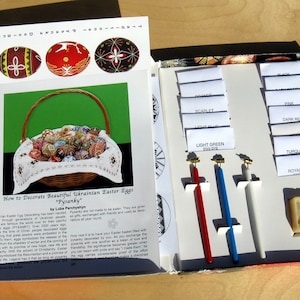 Delrin Ukrainische Eier Dekoration Kit - 3 Kistky, 12 Farbstoffe - Pysanky Künstlerset