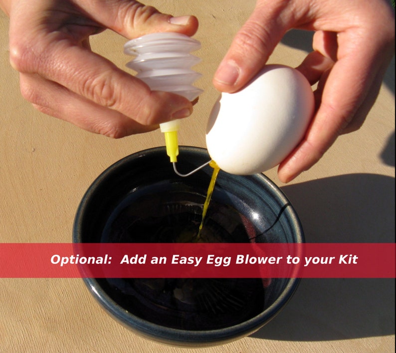 Traditional Ukrainian Egg Decorating Kit 3 Kistky, 12 Dyes Pysanky Artist Kit Kit + Egg Blower