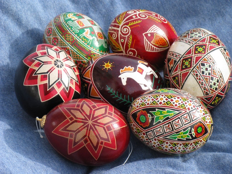 Traditional Ukrainian Egg Decorating Kit 3 Kistky, 12 Dyes Pysanky Artist Kit image 4