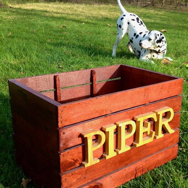 DOGGIE TOY BOX