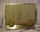 c1960s Zenith Filter Tenna Model F615L Tube Radio, Works Good, Mid Century Modern Decor, Antique Tube Radio, Gift Idea
