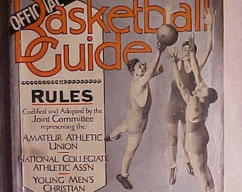 1931-32 Spalding's Athletic Library No. 700X Spalding Official Basketball Guide and official rules, Sports Guide Book, Sports Bar Decor