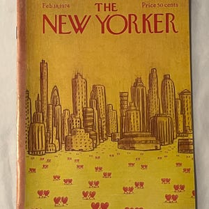 Op de afbeelding: Een vintage exemplaar van het tijdschrift The New Yorker van 18 februari 1974, met een gele omslag. De cover art toont een stadsgezicht met cartoonhartjes. De titel en datum van het tijdschrift staan in rode tekst.