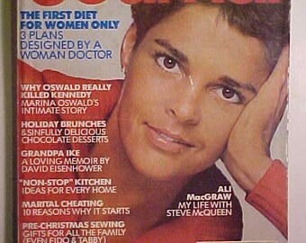 November 1977 The Ladies Home Journal Magazine with Ali MacGraw on the cover, has 216 pages of ads & articles, Birthday Gift Idea No.2