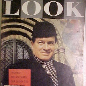 June 10, 1958 LOOK Magazine with Bob Hope on the Cover by Bob Sandberg, has 116 pages of ads and articles, Birthday Gift Idea