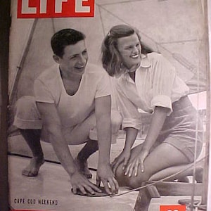 June 21, 1948 LIFE Magazine with Marilyn Cardwell & Haden Greenhalgh on the cover has 136 pages of ads and Articles, Birthday Gift Idea No.2