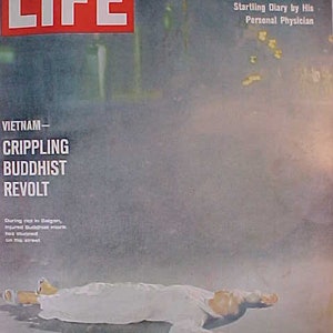 April 22, 1966 LIFE Magazine with Buddhist Monk on the Cover has 120 pages of ads and articles, Birthday Gift Idea No.2