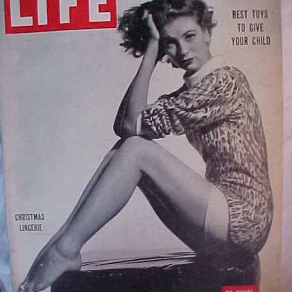 December 3, 1951 LIFE Magazine with model Susie Parker on the Cover has 184 pages of ads and articles, Birthday Gift Idea