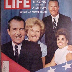 August 16, 1968 LIFE Magazine with Nixon Family & Agnew Family on the Cover has 80 pages of ads and articles , Birthday Gift Idea No.3