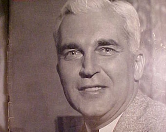 August 7, 1939 LIFE Magazine Politician Paul V. McNutt Cover has 76 pages of ads and articles, Birthday Gift Idea No.3