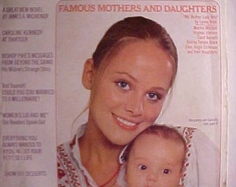 November 1970 The Ladies Home Journal Magazine with cover art by Otto Stupakoff has 196 pages of ads & articles, Birthday Gift Idea