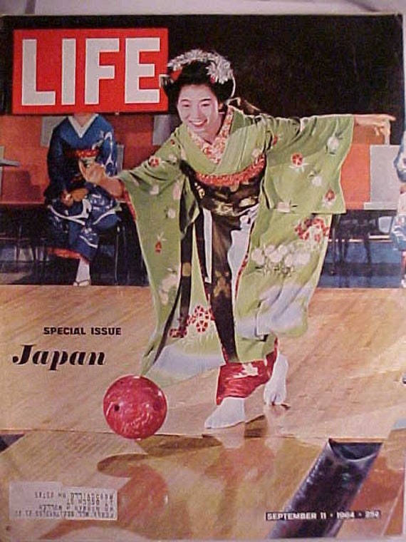 September 11, 1964 LIFE Magazine With Geisha in Kyoto Japan