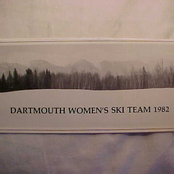 1982 Dartmouth College Hanover, N.H. Dartmouth Women's Ski Team fold out brochure , College Ski Program, Team with pictures and names