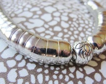 Silver Cup Bead Necklace Antiqued Round Flower Embossed Beads Gunmetal Chain Lobster Claw Clasp