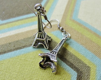 Eiffel Tower Antiqued Silver Tone Earrings Dangle Earwires