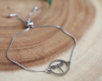 Dainty Dragonfly Bracelet, Minimalist Nature Jewelry, Insect Lover Gift