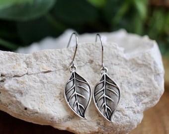 Silver Leaf Dangle Earrings, Boho Autumn Jewelry, Nature Lover Gift