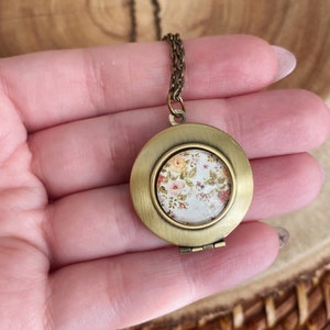 Vintage Floral Print Locket Necklace, Cottagecore Jewelry, Flower Boho Jewelry