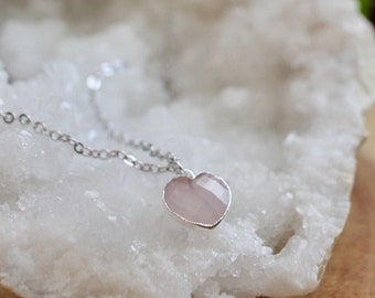 Rose Quartz Heart Necklace, Dainty Pink Gemstone Heart Shape Jewelry, Gift for Mom