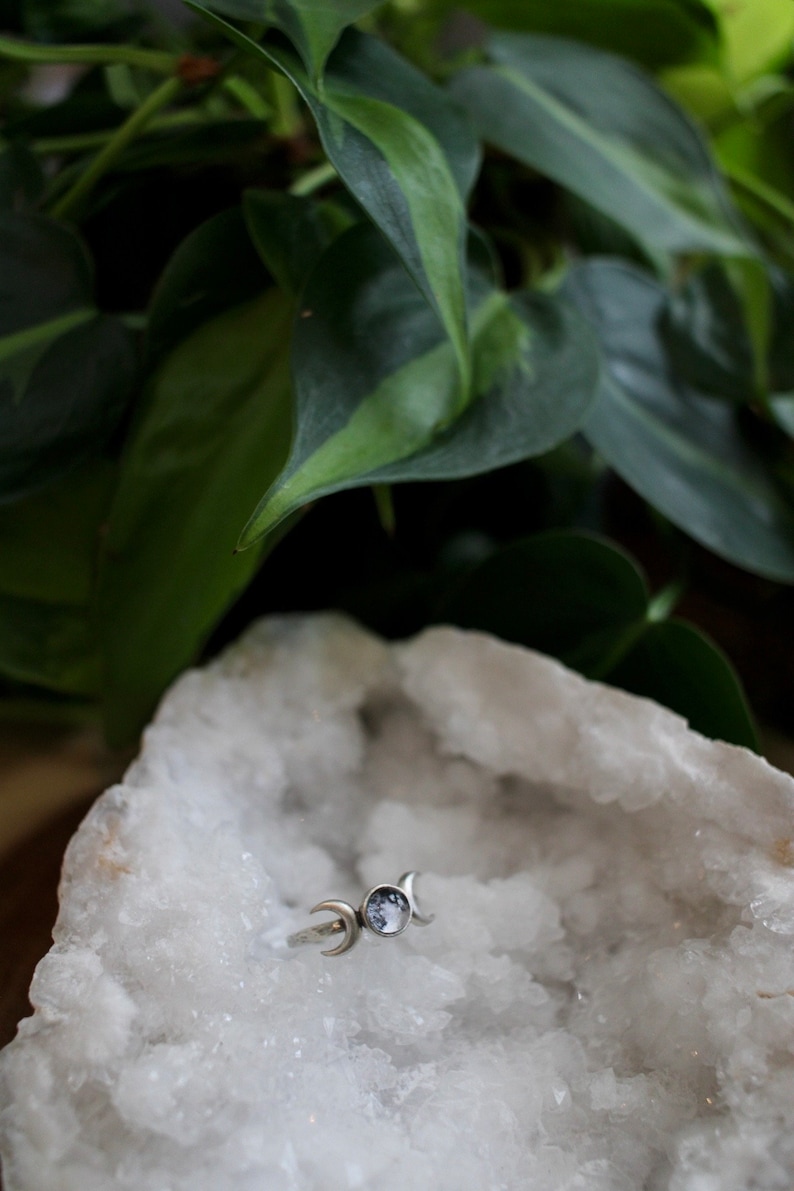 Triple Moon Ring, Silver Moon Phase Jewelry, Celestial Gift image 5