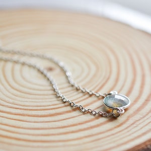 Dainty Labradorite Silver Choker Necklace, Minimalist Layering Necklace, Boho Gemstone Jewelry image 5