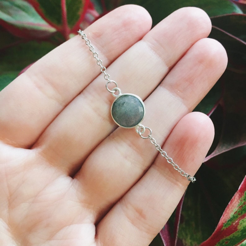 Dainty Labradorite Silver Choker Necklace, Minimalist Layering Necklace, Boho Gemstone Jewelry image 4