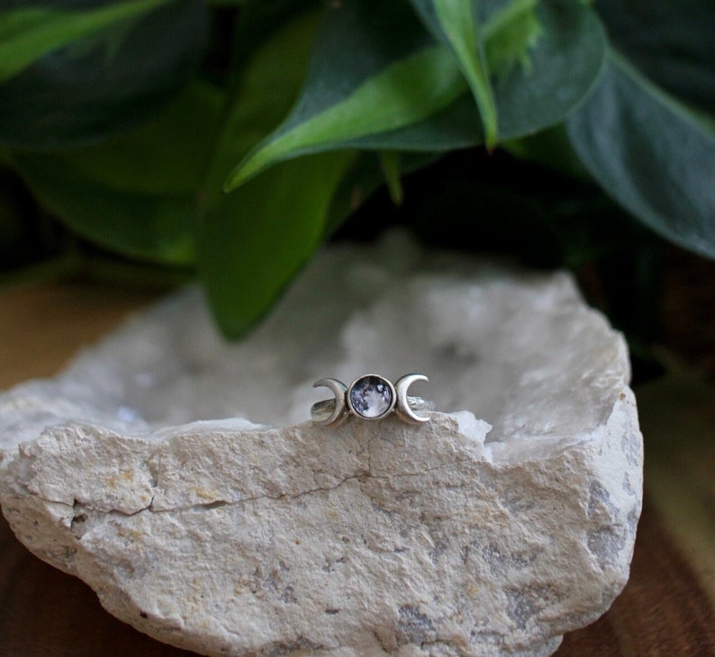 Triple Moon Ring, Silver Moon Phase Jewelry, Celestial Gift image 6