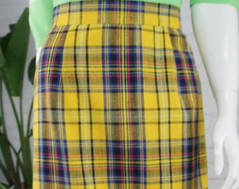 BRIGHT YELLOW PLAID Vintage 1990s Vibrant Yellow Checked Pencil Skirt, by Ziba Petite, Canada