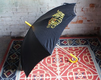 SNARLING TIGER Vintage 1940s Black Nylon Umbrella with Tiger Embroidery, Wooden Handle