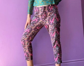 PSYCHEDELIC PAISLEY Vintage 1960s Super Saturated Cotton Pedal Pushers Pants