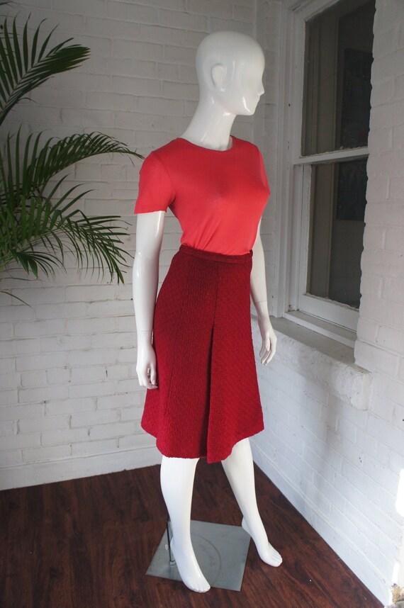 RASPBERRY BOUCLÉ Vintage 1940's Box Pleated A Line