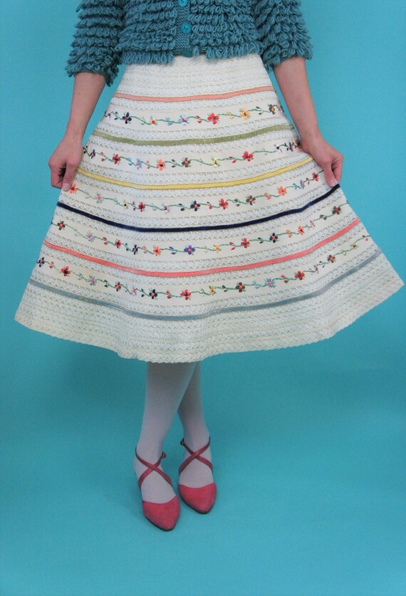 WOVEN RAFFIA & VELVET Vintage 1950's Rainbow Ribbo