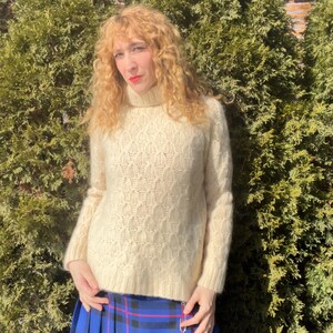 Vintage Cream Fisherman's Sweater. Mod 60s Turtleneck. Grid Vintage Cream Fisherman's Sweater. Mod 60s Turtleneck. Grid