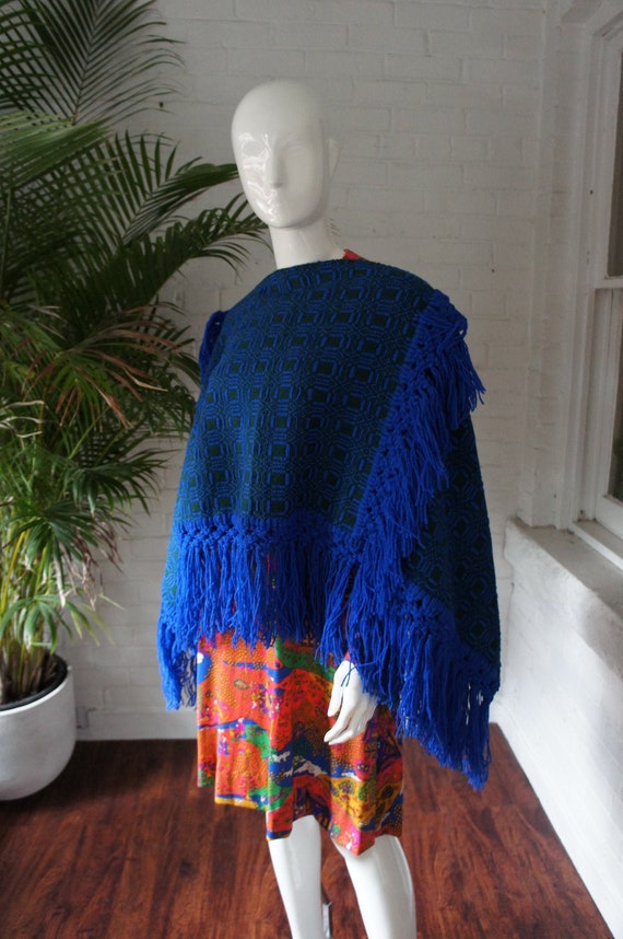 FRINGED TAPESTRY PONCHO Vintage 1960's Welsh Tapes