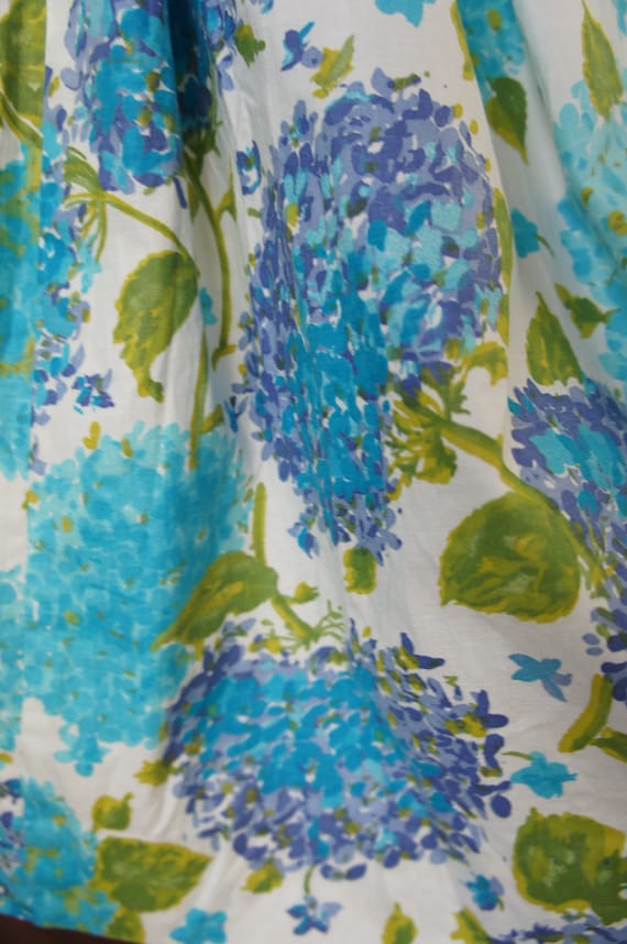 BLUE HYDRANGEAS Vintage 1950s Floral Cotton Tea D… - image 8