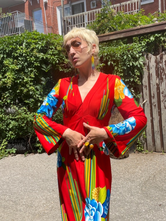 TORI RICHARD Honolulu Vintage 1970s Hawaiian Rainbow Floral Maxi Dress