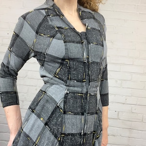 WINDOW PANE CHECK Vintage 1950s Cotton Flannel A Line Dress with Front Zip Closure, by Dede Johnson Originals, made in California image 5