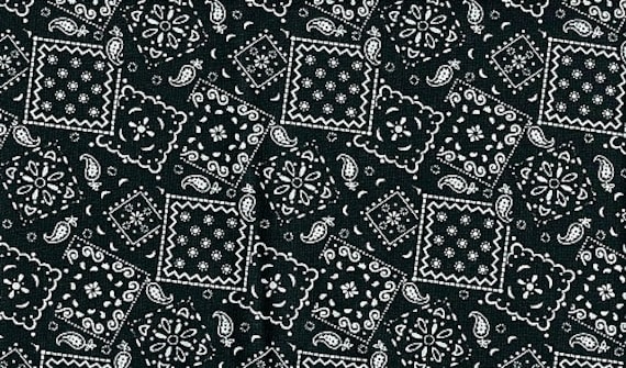 1 yard of /"Hunter Green Bandana/" Fabric