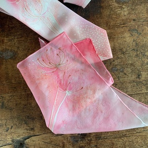 Dusty pink silk pocket square for men. Hand painted & hand rolled