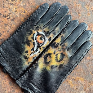 Zwart leren handschoenen Damesarmwarmers Handgeschilderde luipaardkunst