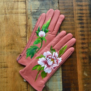 Gants en cuir pour femme Manchettes rose poudré, cadeau pivoine japonaise peinte à la main image 1
