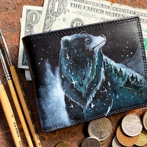 Portafoglio bifold slim Bear personalizzato regalo per il 3° anniversario da uomo in pelle dipinta a mano