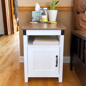Narrow End Table with Charging Station, Farmhouse Nightstand with Storage, Rustic Wooden Side Table, Small Bedside Cabinet with USB Ports