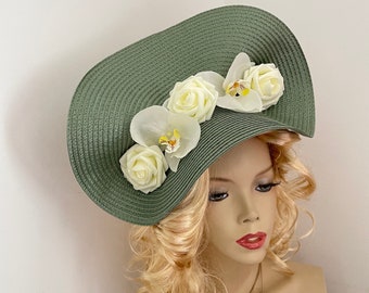 Fascinator Hat Sage Green Cream Saucer hatinator headpiece with flowers on hairband, perfect for the Ascot races or a wedding