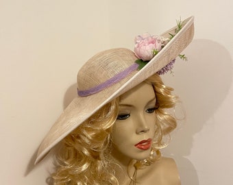 Fascinator Hat Cream/beige Lilac Saucer headpiece with Feathers on hairband, Wedding Hat, Hat for the races, Mother of the bride hatinator
