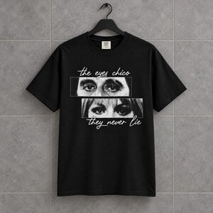 T-shirt med vintagemotiv och inspiration från Noir Eyes, They Never Lie.