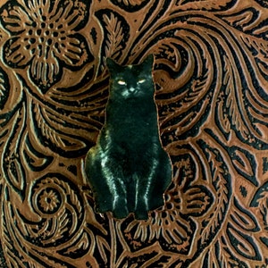 Black Cat Brooch Wooden Gothic Jewellery Pin Badge / witchy woman / spooky