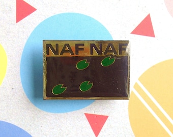 3cm LG Vintage enamel pin badge Naf Naf 90s french clothes pin