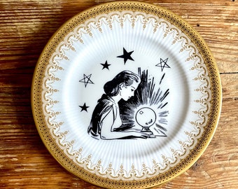Vintage Witchy Woman witch fortune teller Plate Altered Art / wall art plate / Wall Decor / spooky / mystic / tarot